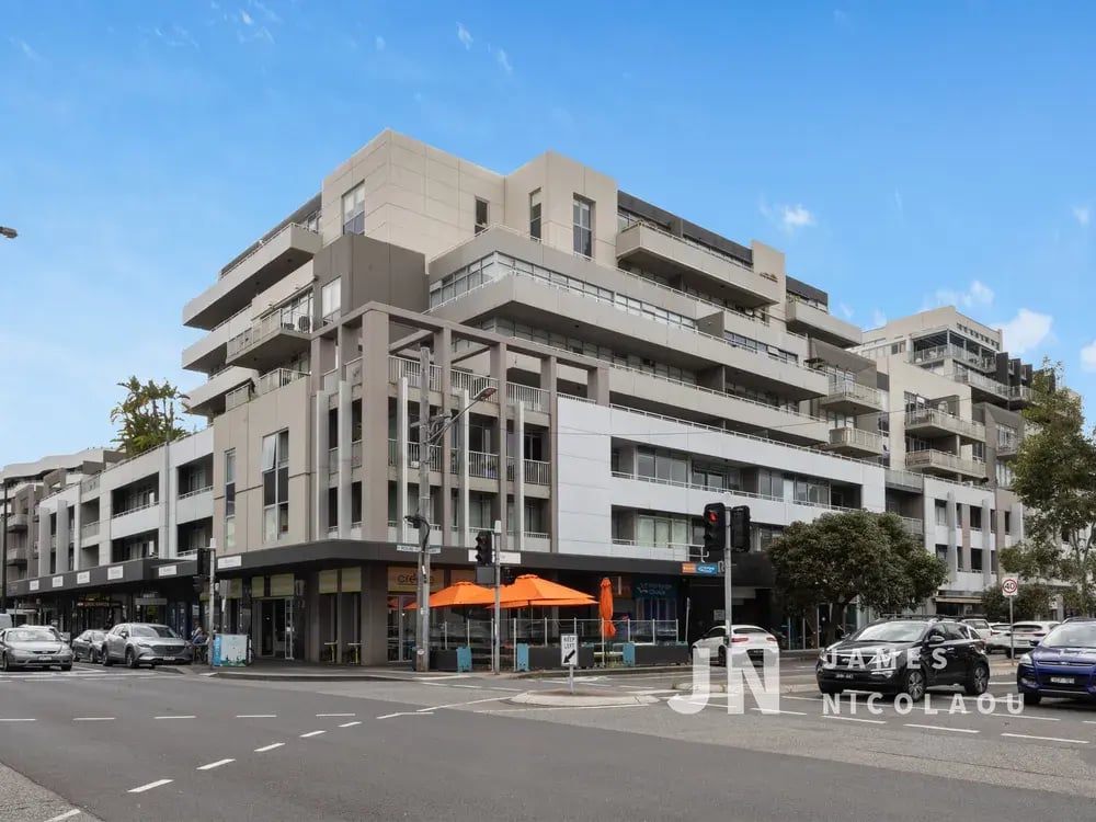 Port Melbourne apartment